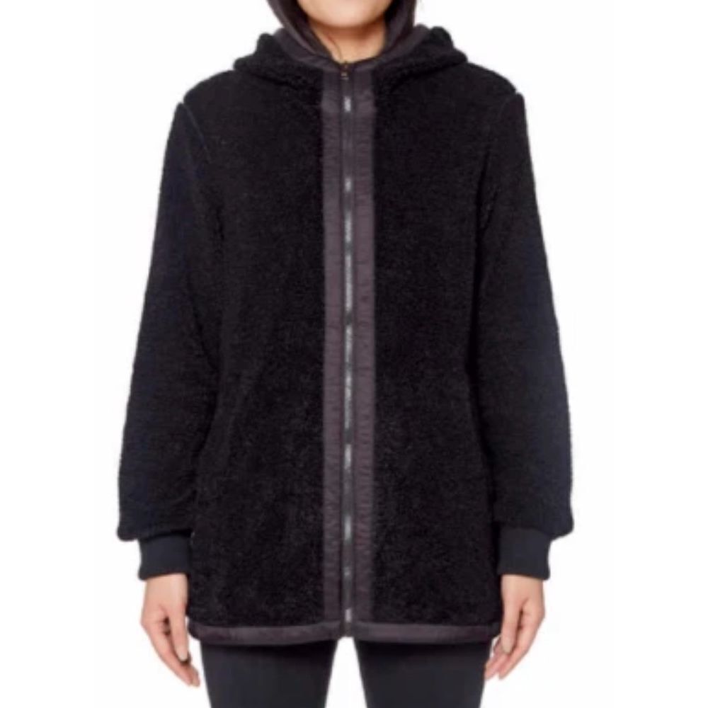 1 Madison women’s black faux Sherpa jacket size L